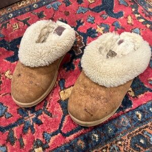 Cozy Shearling-Lined Slippers